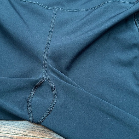 Lululemon Fast and Free High-Rise Tight 25" *Pockets - Picture 11 of 11
